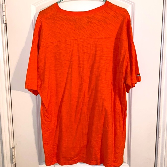 Akoo v-neck Mens t-shirt - Picture 2 of 2